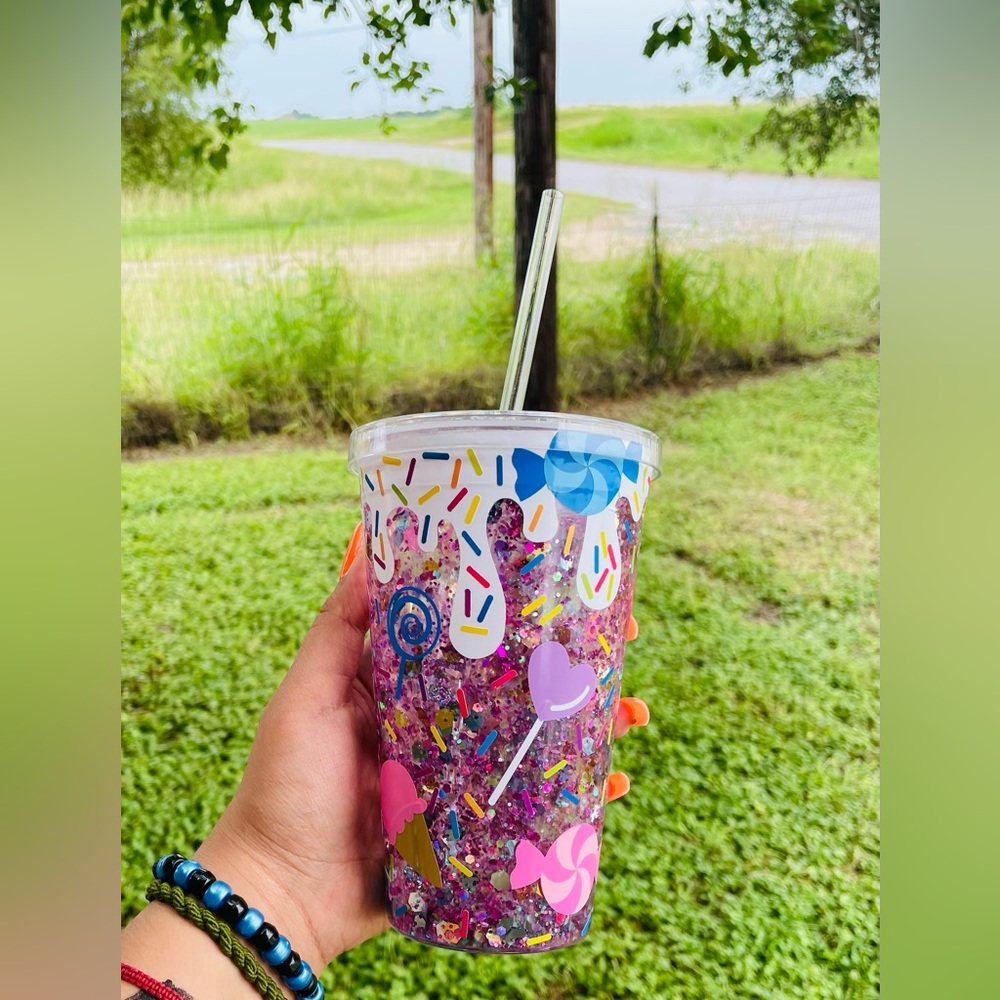 Candy theme snow globe tumbler